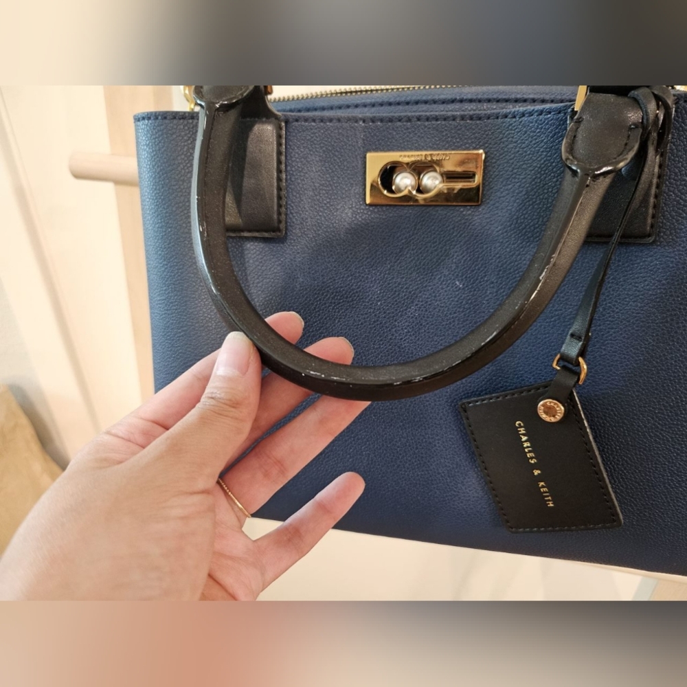 Top Handle Structured Bag - Picture 5 of 8